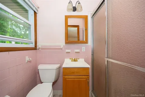 2 Lawrence Road Hyde Park NY 12538