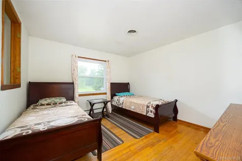 2 Lawrence Road Hyde Park NY 12538