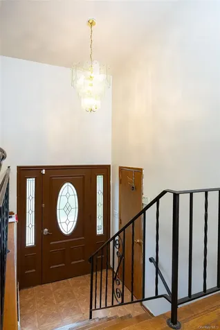 2 Lawrence Road Hyde Park NY 12538