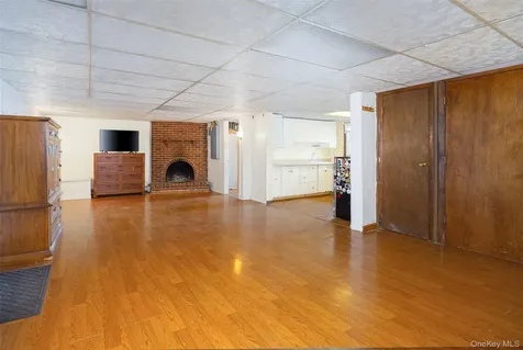 2 Lawrence Road Hyde Park NY 12538