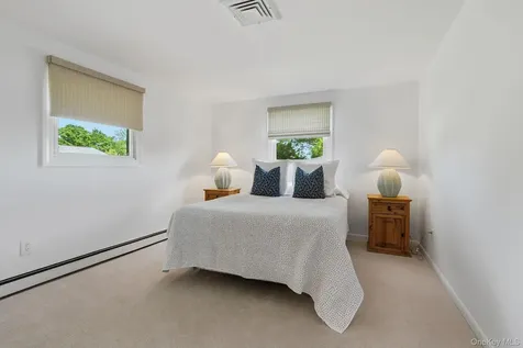 1 Seawanhaka Place Oyster Bay NY 11771