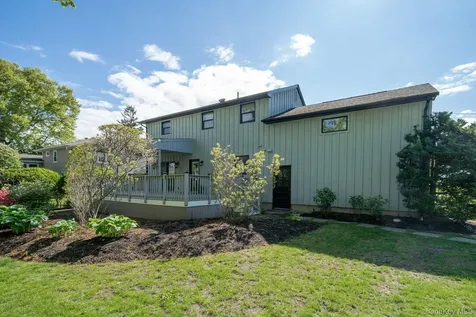 1 Seawanhaka Place Oyster Bay NY 11771