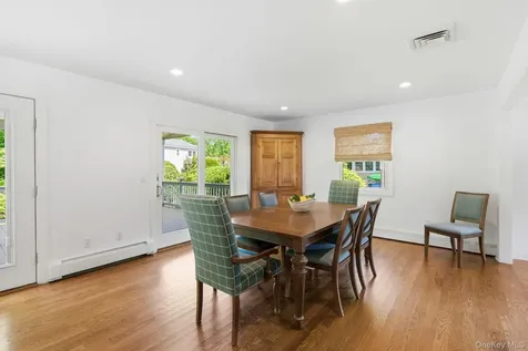 1 Seawanhaka Place Oyster Bay NY 11771