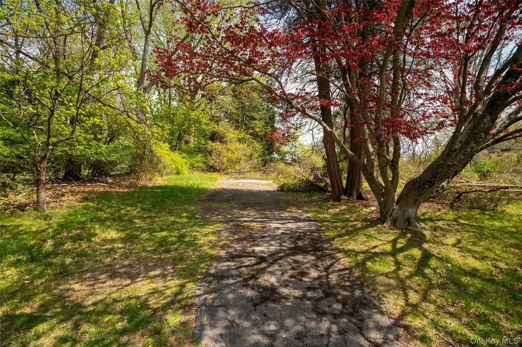 104 Westlake Drive Valhalla NY 10595