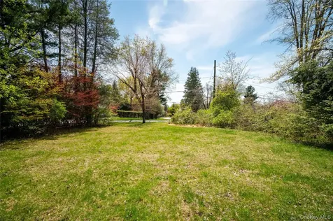 104 Westlake Drive Valhalla NY 10595