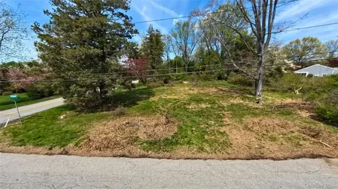 104 Westlake Drive Valhalla NY 10595