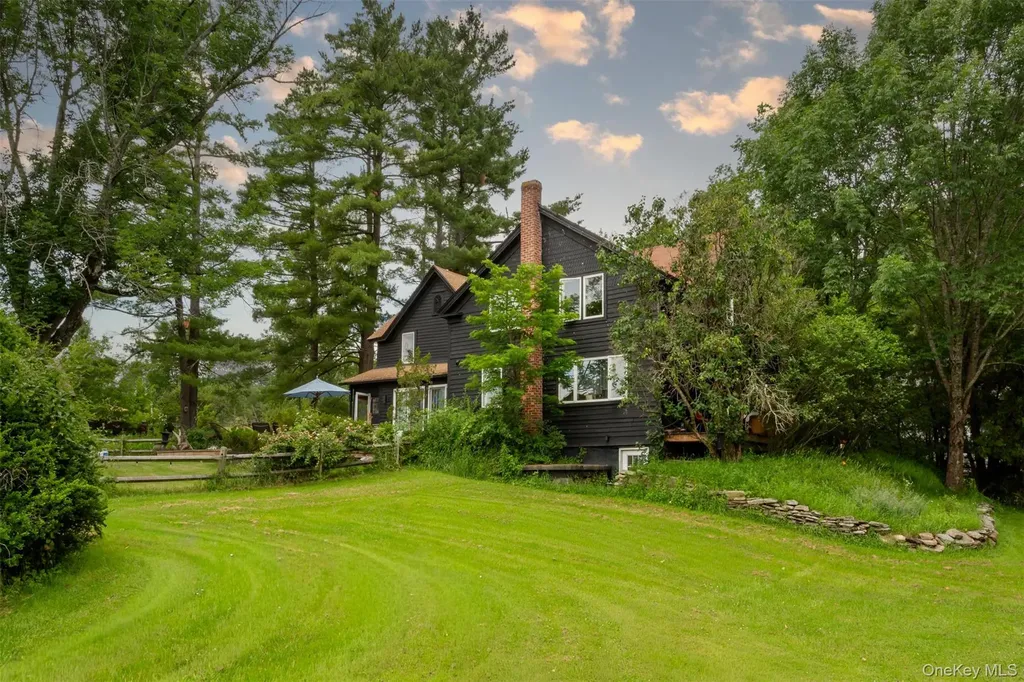 797 County Route 164 Callicoon NY 12723