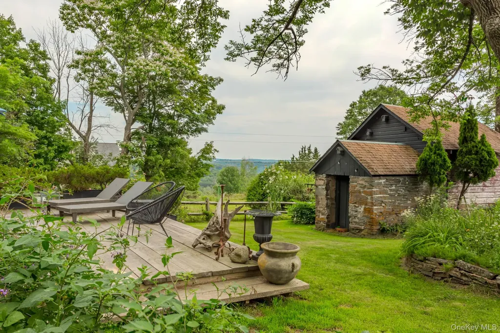 797 County Route 164 Callicoon NY 12723