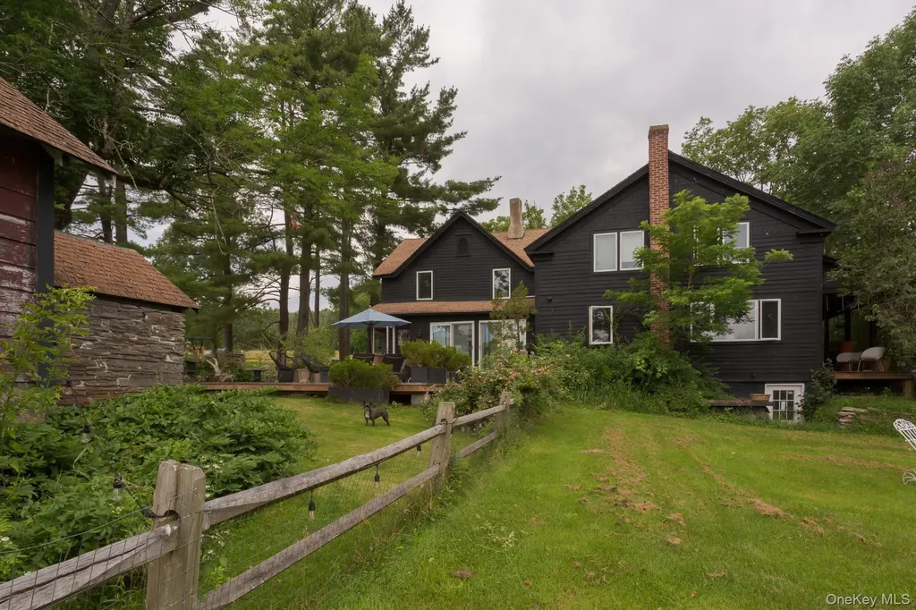 797 County Route 164 Callicoon NY 12723