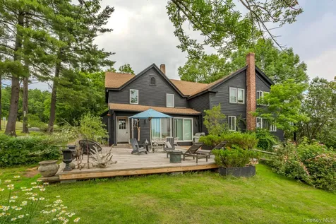 797 County Route 164 Callicoon NY 12723