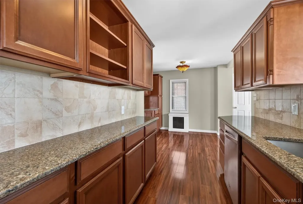 69 Forest Avenue Massapequa NY 11758