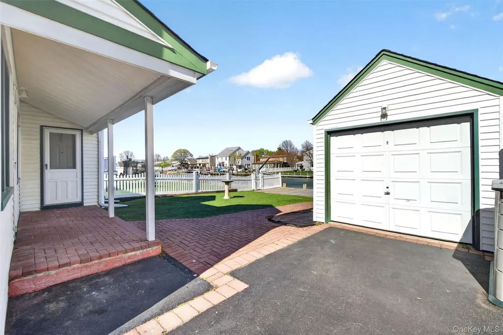 69 Forest Avenue Massapequa NY 11758
