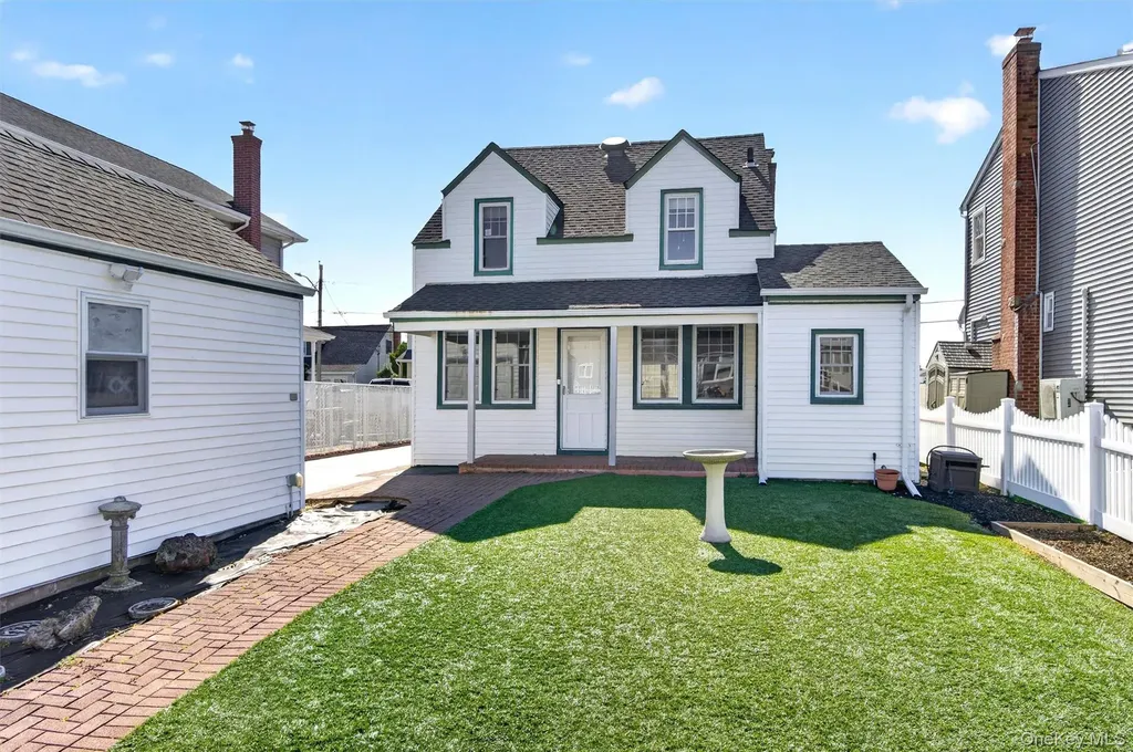 69 Forest Avenue Massapequa NY 11758