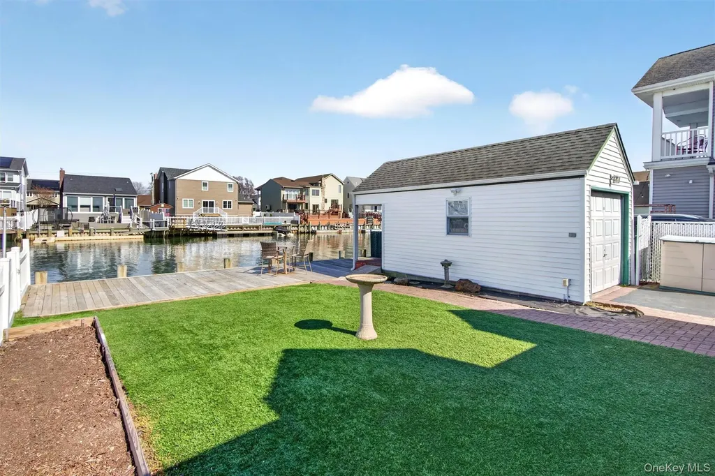 69 Forest Avenue Massapequa NY 11758