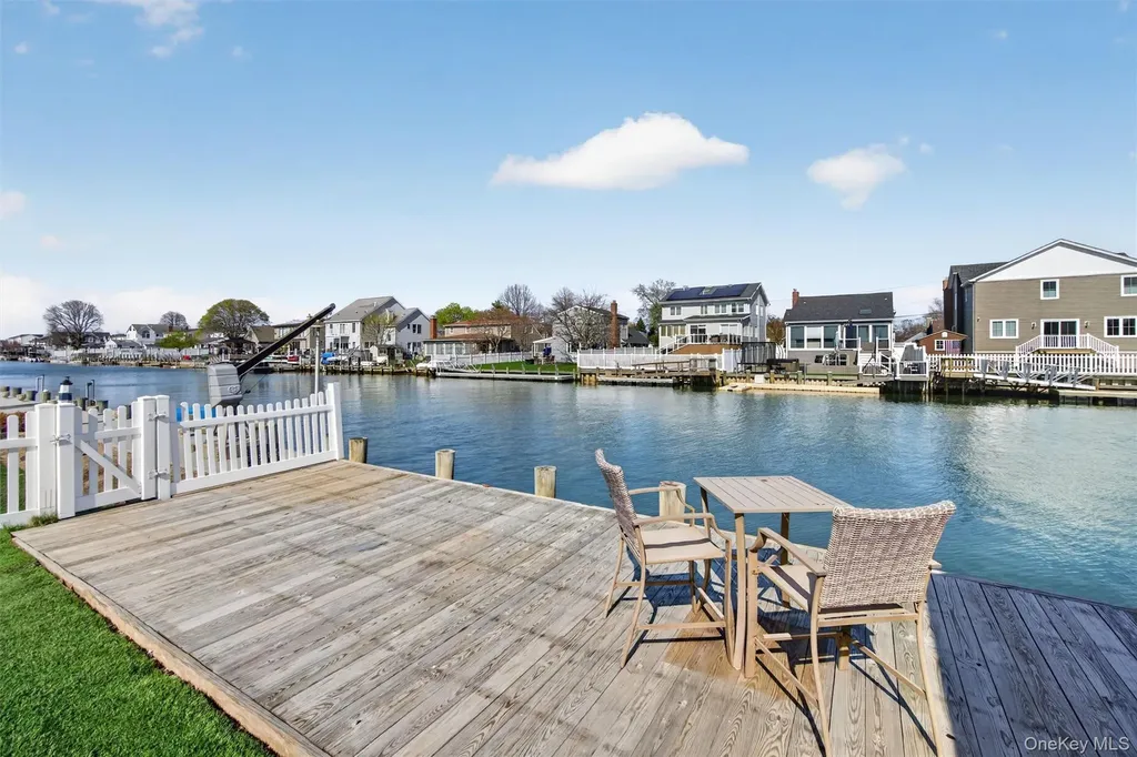 69 Forest Avenue Massapequa NY 11758