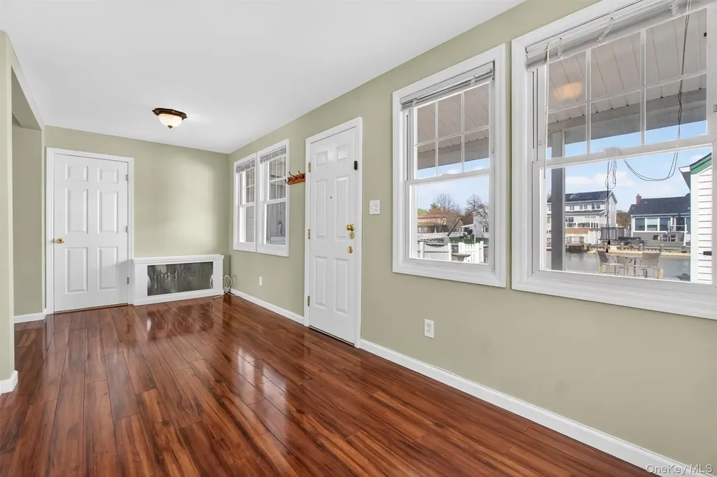 69 Forest Avenue Massapequa NY 11758