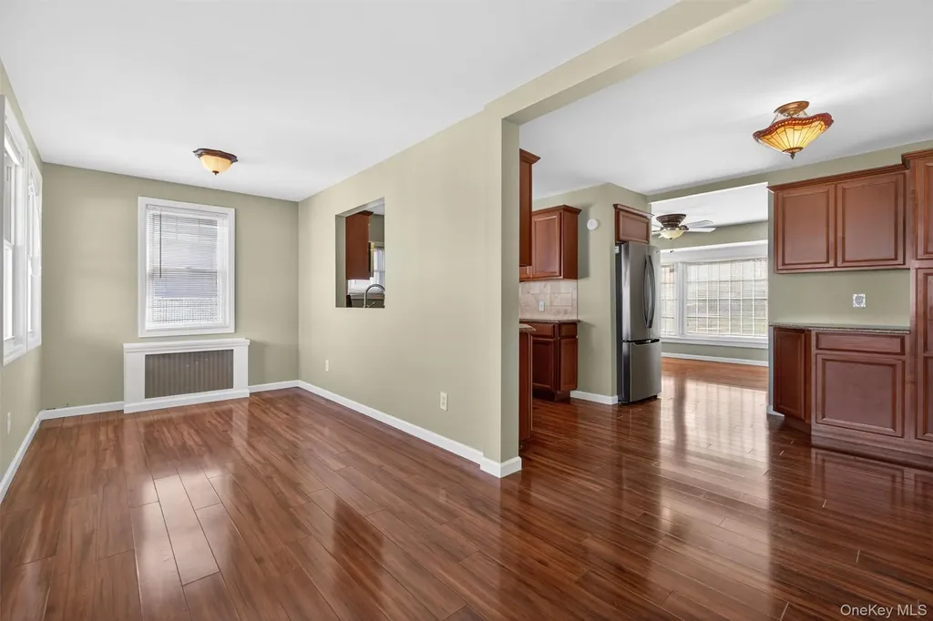69 Forest Avenue Massapequa NY 11758
