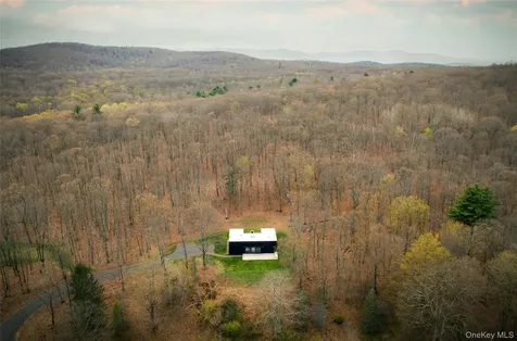 279 Tompkins Road Ancram NY 12502