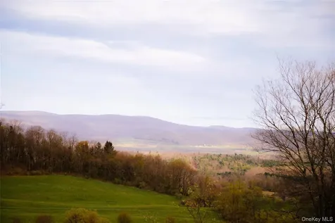 279 Tompkins Road Ancram NY 12502