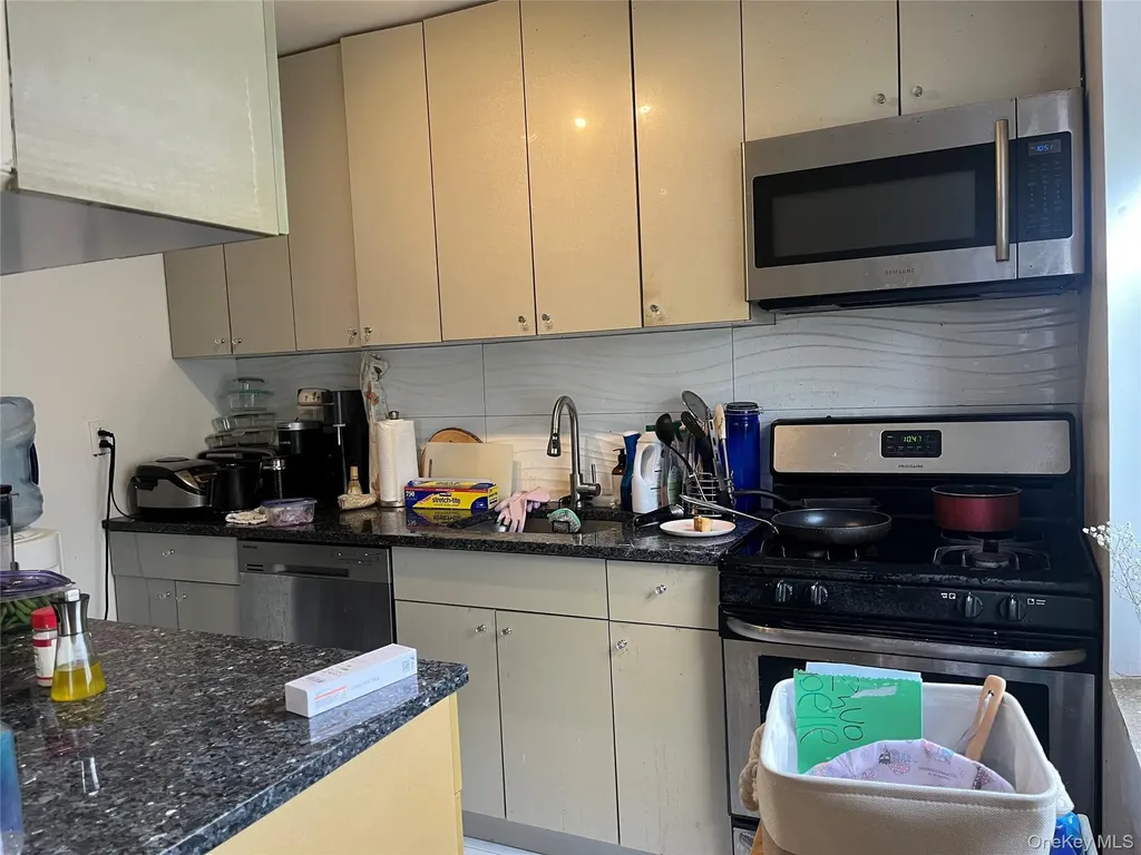 208-08 39 Avenue Bayside NY 11361