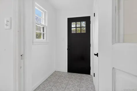 14 Roslyn Street Ellenville NY 12428