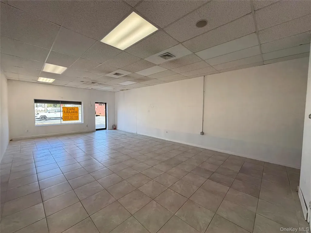 435 Osborn Avenue Riverhead NY 11901
