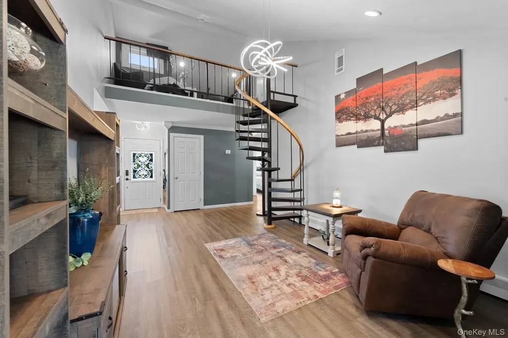 24 Gabon Lane Coram NY 11727