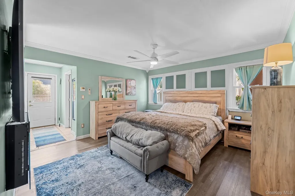 24 Gabon Lane Coram NY 11727