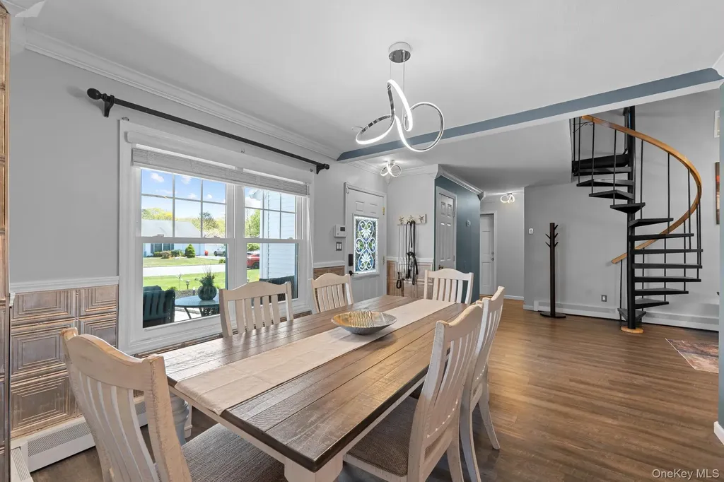 24 Gabon Lane Coram NY 11727