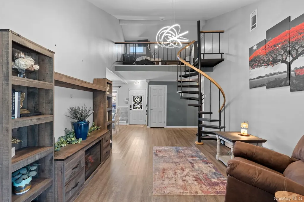 24 Gabon Lane Coram NY 11727