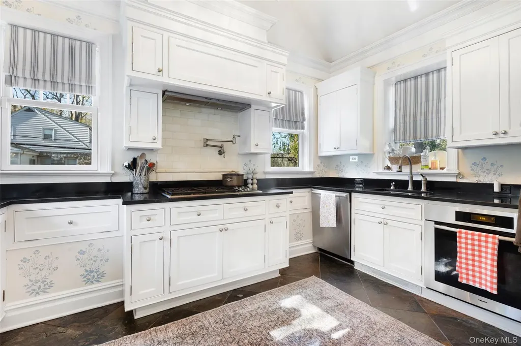 351 W Lake Boulevard Carmel NY 10541