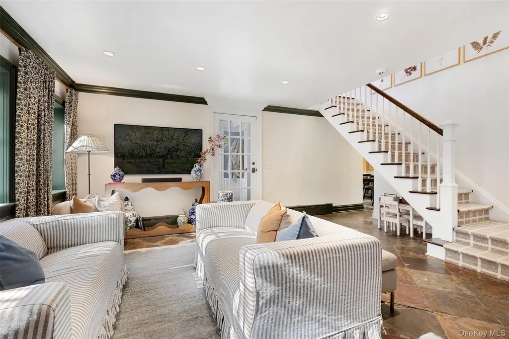 351 W Lake Boulevard Carmel NY 10541