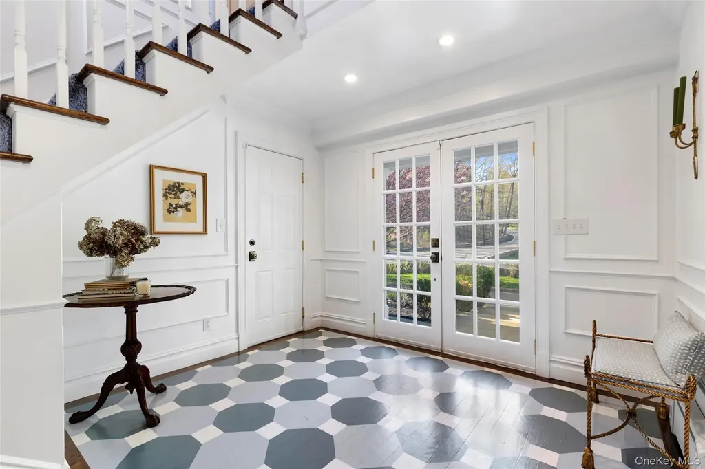 351 W Lake Boulevard Carmel NY 10541