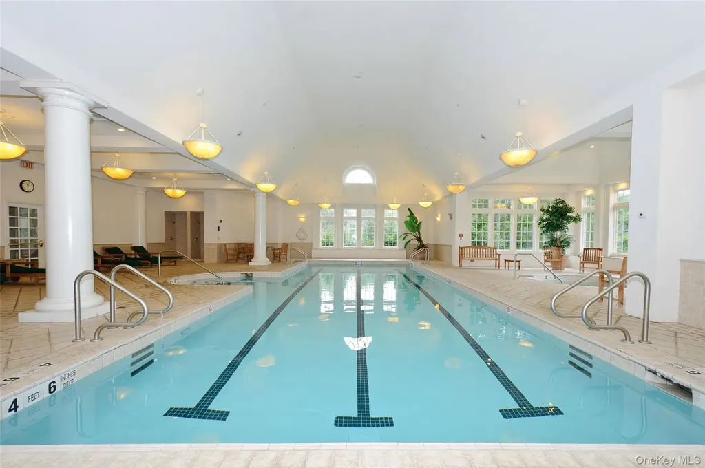 41 Evergreen Circle Manhasset NY 11030