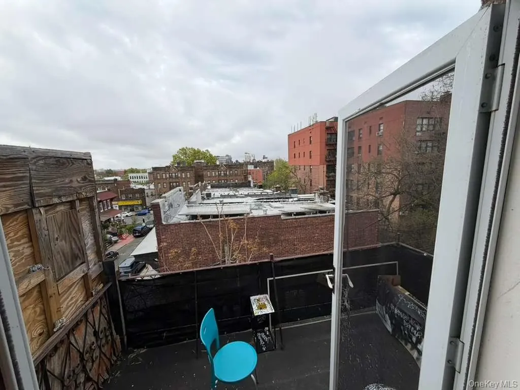 110 Sunnyside Avenue Brooklyn NY 11207