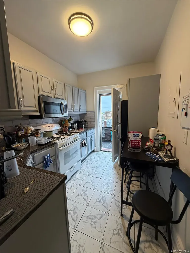 110 Sunnyside Avenue Brooklyn NY 11207