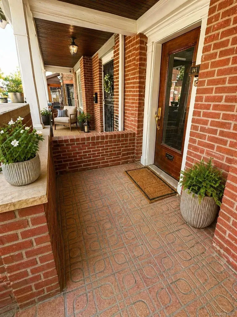 110 Sunnyside Avenue Brooklyn NY 11207