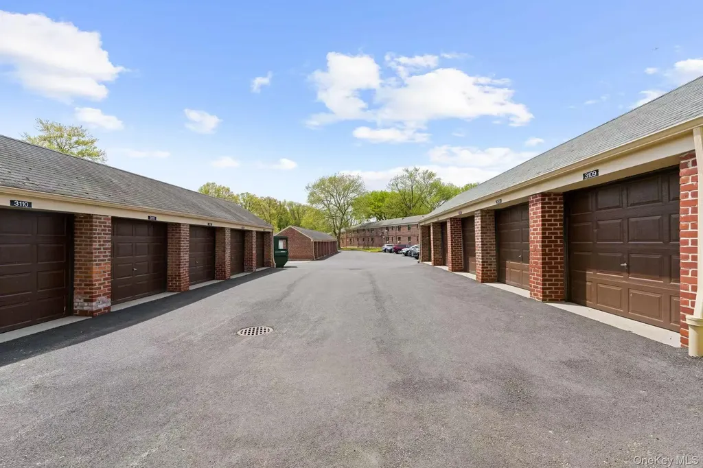 7632 Springfield Boulevard Oakland Gardens NY 11364