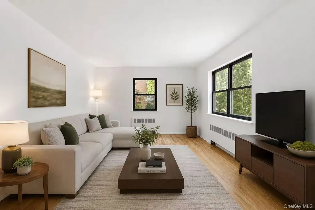 7632 Springfield Boulevard Oakland Gardens NY 11364
