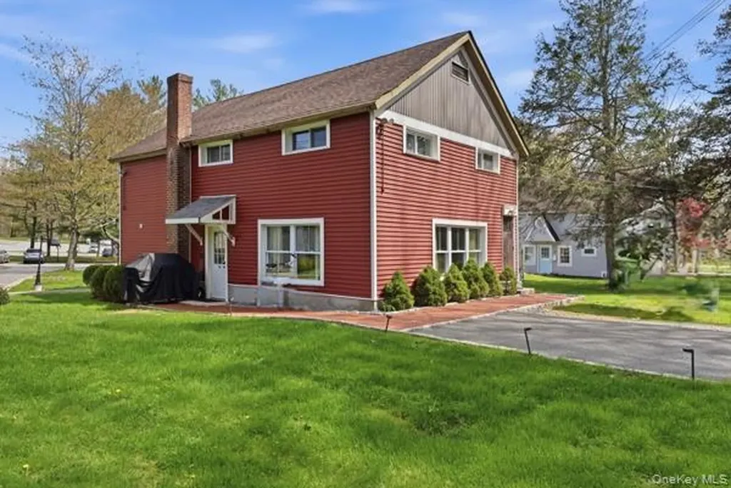 4 Lower Trinity Pass Road Pound Ridge NY 10576
