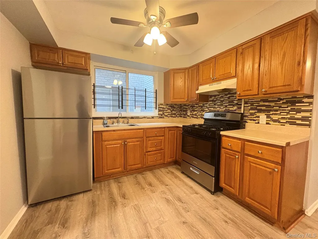 742 E 58th Street Brooklyn NY 11234