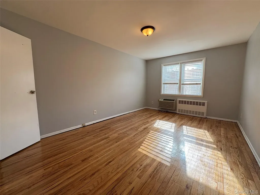 742 E 58th Street Brooklyn NY 11234
