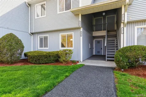 157 Carriage Court Yorktown Heights NY 10598