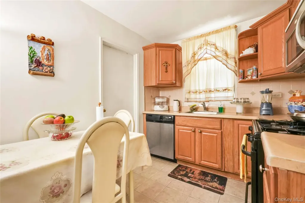 1200 E 53rd Street Brooklyn NY 11234