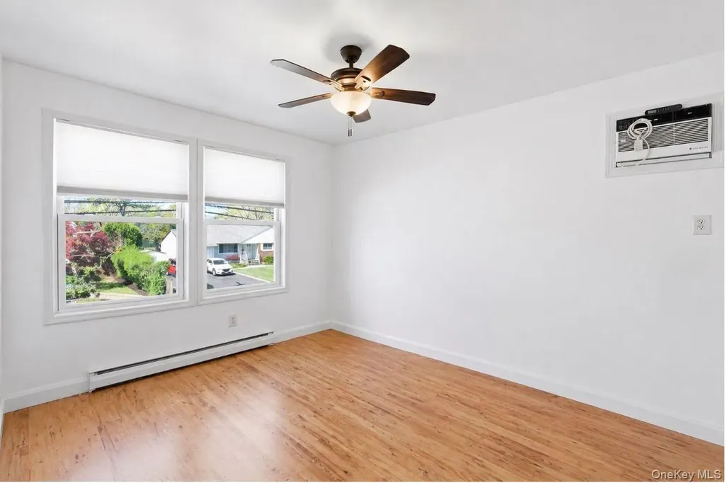 1433 Manatuck Boulevard Bay Shore NY 11706