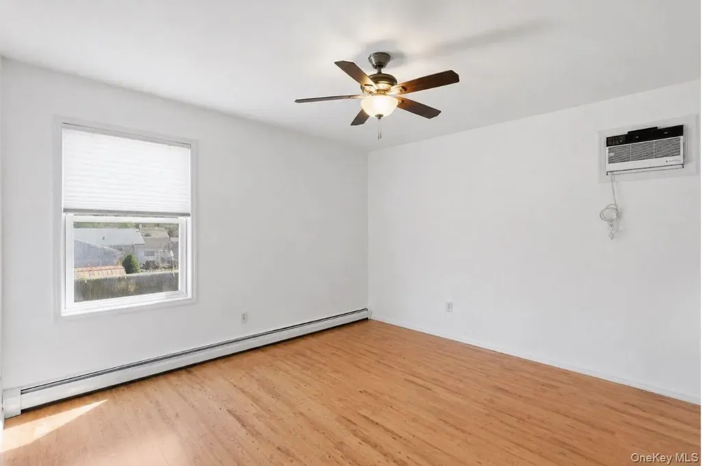 1433 Manatuck Boulevard Bay Shore NY 11706