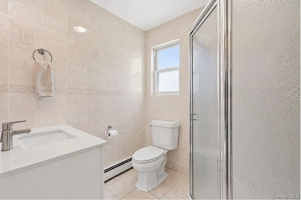 1433 Manatuck Boulevard Bay Shore NY 11706