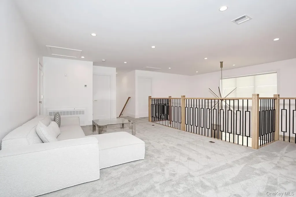 60 Silverwood Circle Suffern NY 10901