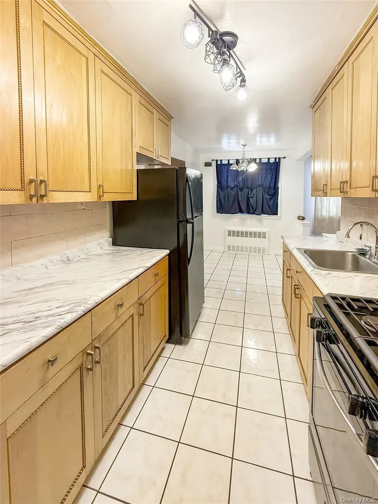 1043 E 57th Street Brooklyn NY 11234