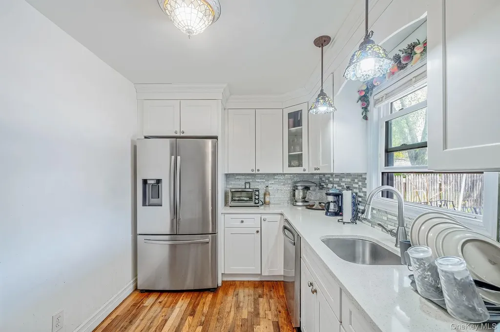 34 E Beech Street Central Islip NY 11722